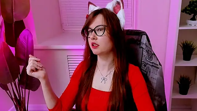 CarolGiggly webcam