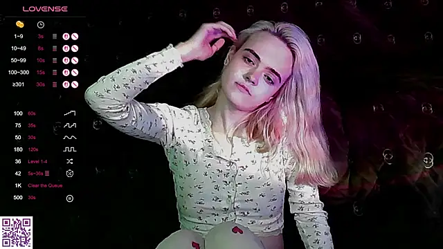 Oxcy_Secret live cam on StripChat