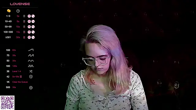 oxcy_secret - Oxcy_Secret's free webcam - UK Sex Cams