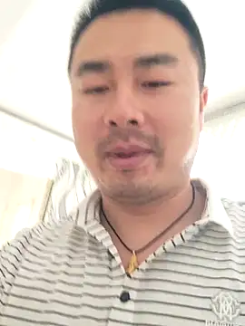 guozuo live cam on StripChat