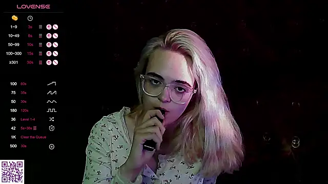 Oxcy_Secret webcam