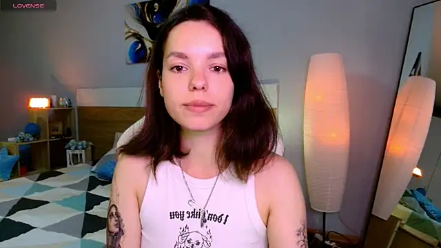 Maya_Campbell webcam