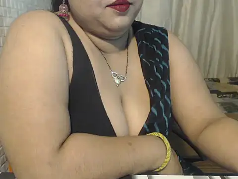 Oh_Maya webcam
