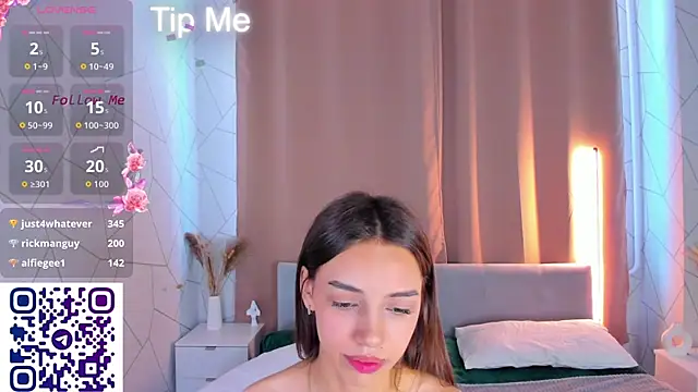 Tiffany-Grace webcam