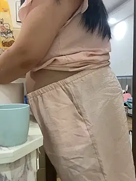 mira-23 - Mira-23's free webcam - UK Sex Cams