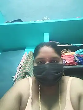 Villageanuty live cam on StripChat
