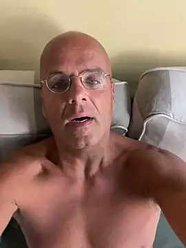 Renebisex webcam