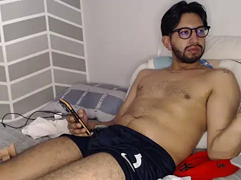 thomass1018 webcam