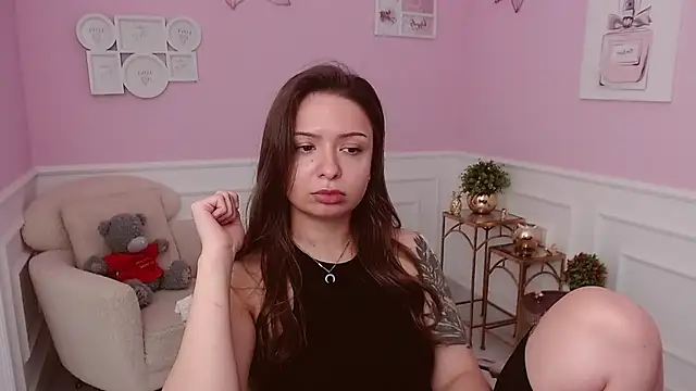 LucySkilar webcam