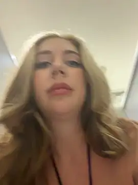 Amiraxevans webcam