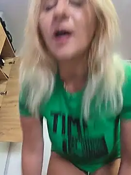 KaylinJan webcam