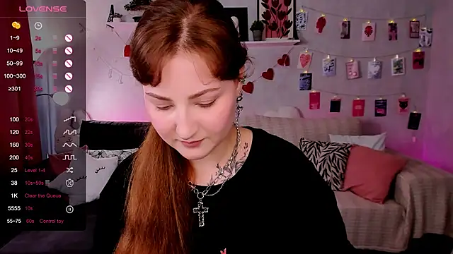 velvet_cherry_ webcam