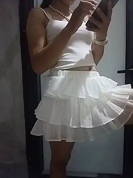 Thobaby112 live cam on StripChat