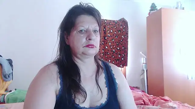 ExtasyMature webcam