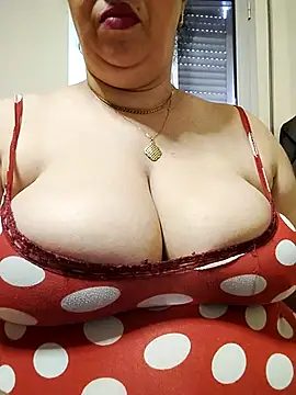 milkbreastsexy webcam