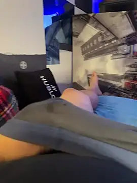MatthewEmme2121 webcam