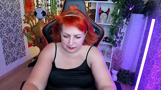 Joana_Woods webcam