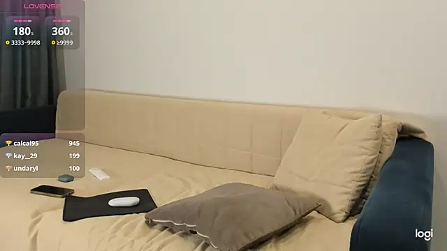 AmelinaLove webcam