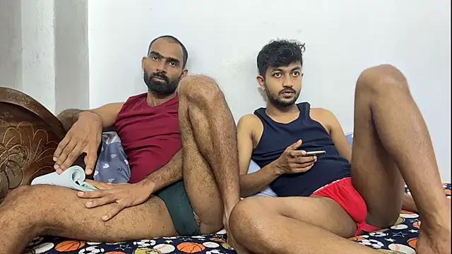 DesiDaddyandSon webcam