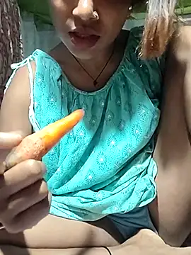 Sweet-runi live sex cam