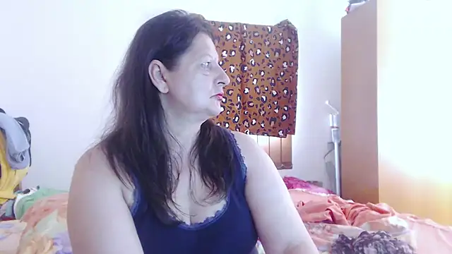 ExtasyMature webcam