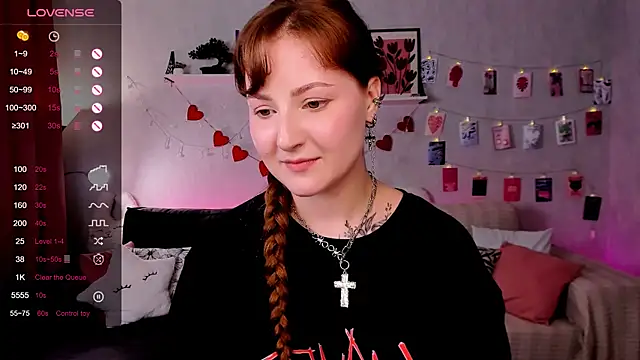 velvet_cherry_ - Velvet_cherry_'s free webcam - UK Sex Cams