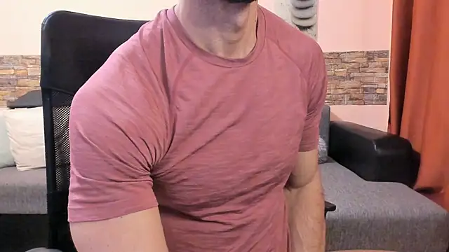 HotHunkTrainer webcam