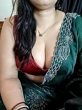 kaamuk_shweta webcam
