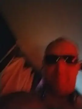 JoeyUhOh webcam