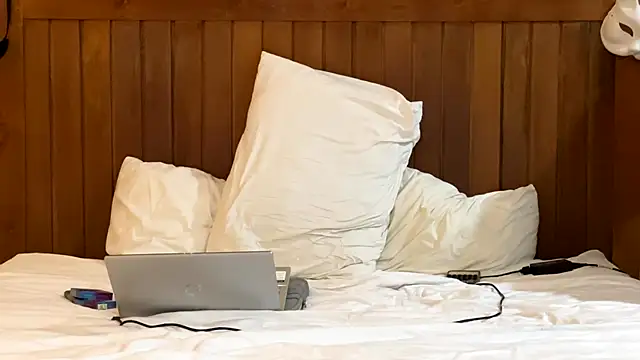 mrmaxiy webcam