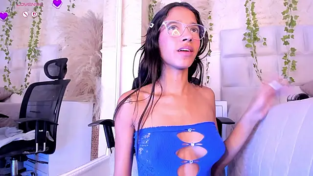 ScarletEvanss_ webcam