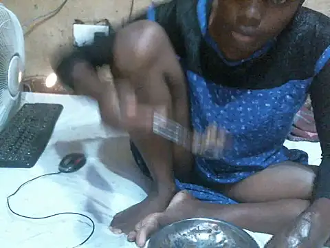 SEXY-NAIMA webcam