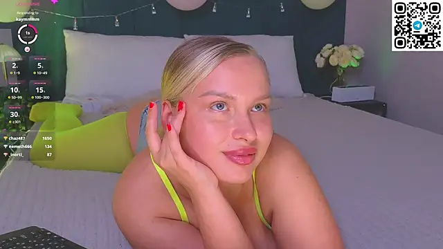 angelic_coy webcam