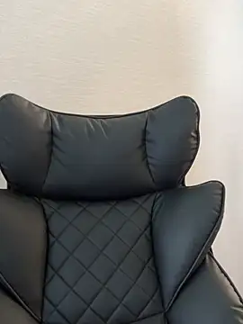 KimEvanss webcam