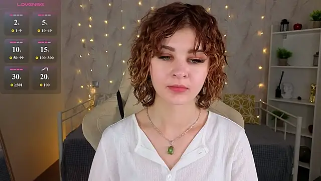 Kira__Fluffy webcam