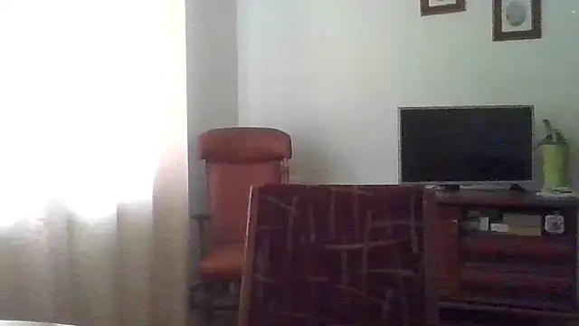 ElenaLove888 webcam