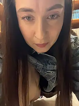 Holly_Play webcam