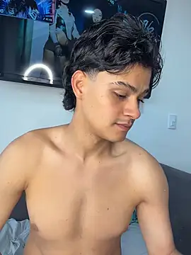 AndresXXXSHOWS webcam
