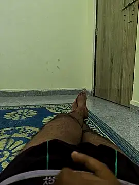 Romantic_boy143 webcam