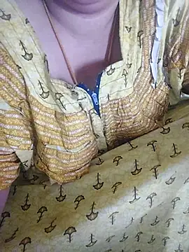 Tamillakshmi27 webcam