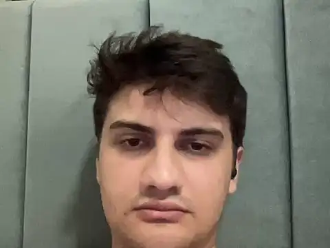 hazel_boy webcam