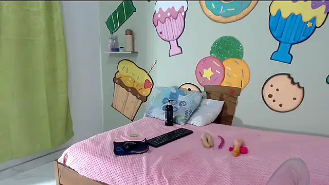skinnykattylush19 webcam
