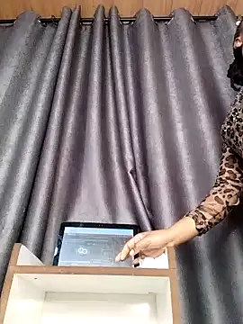 Cerah56 live cam on StripChat