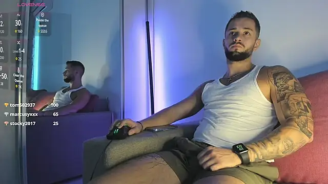 nicholasX1 webcam