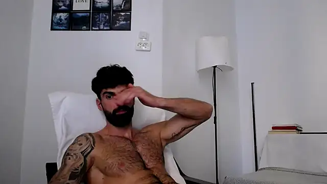verycutex - Verycutex's free webcam - UK Sex Cams
