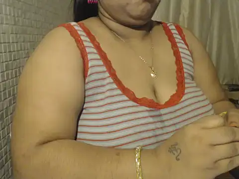 Oh_Maya webcam