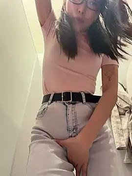 trytomakememoam webcam