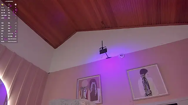 elodie_walker webcam