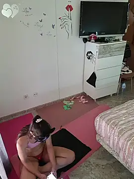 SweetSun69 webcam
