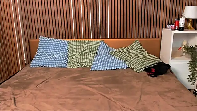 IninityKittyx webcam